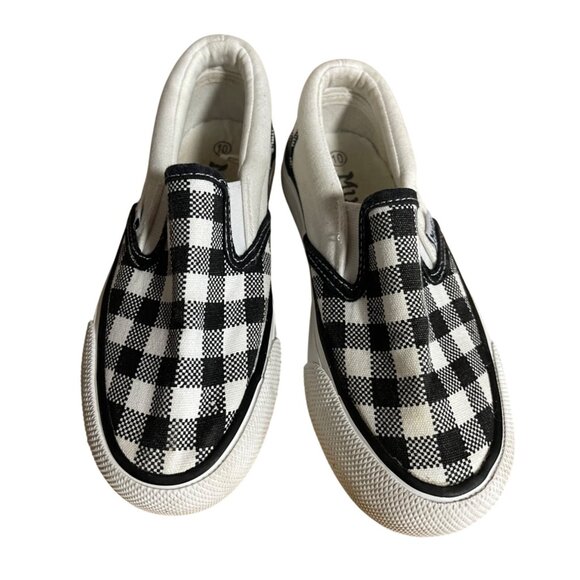 Mudd Poppy Sneakers Kids Size 10 Black White Checkered Slip On Shoes - Picture 2 of 9